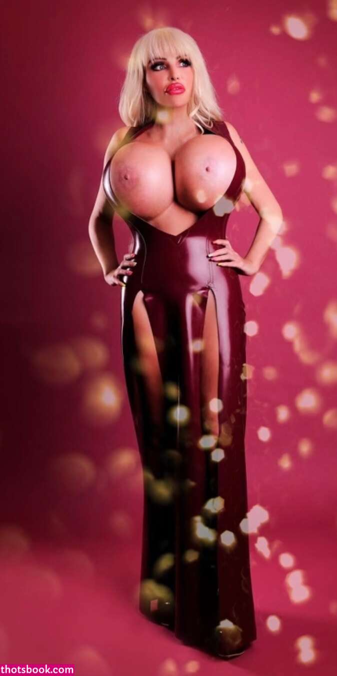 Amanda Lovelie Photo #15