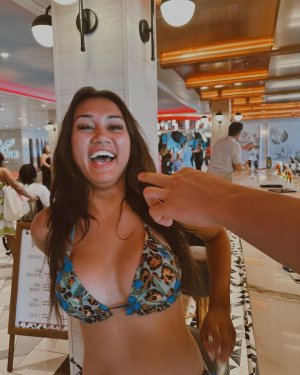 Elva Steinmetz Photo #6