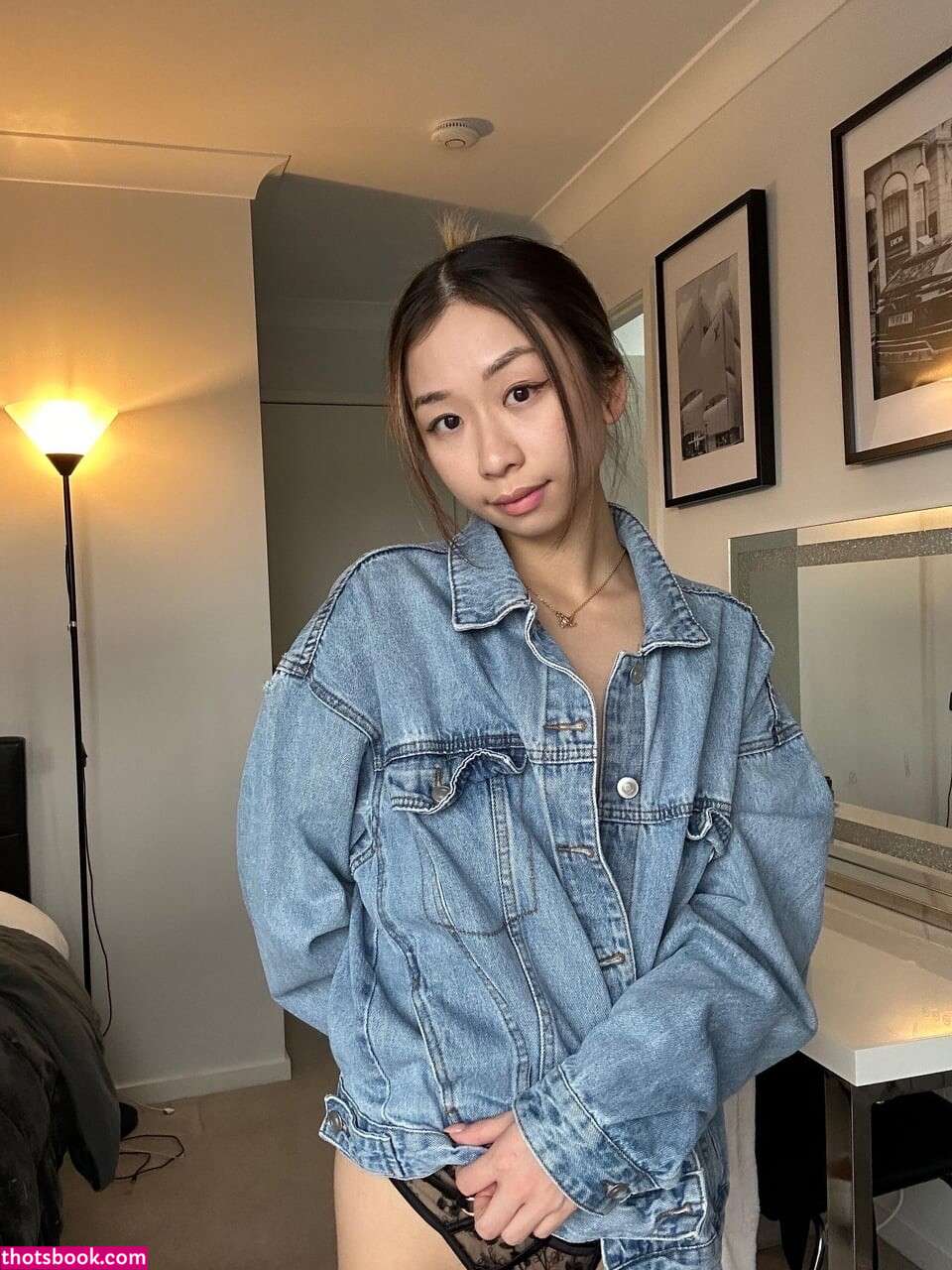 Chloekitcat Photo #13