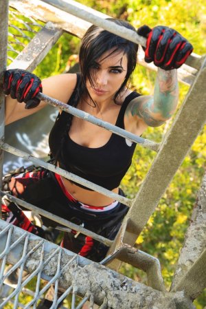 Alex Zedra Photo #21