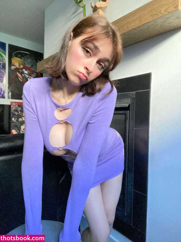 Awholelottazozo Photo #4