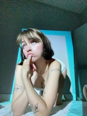 Awholelottazozo Photo #48