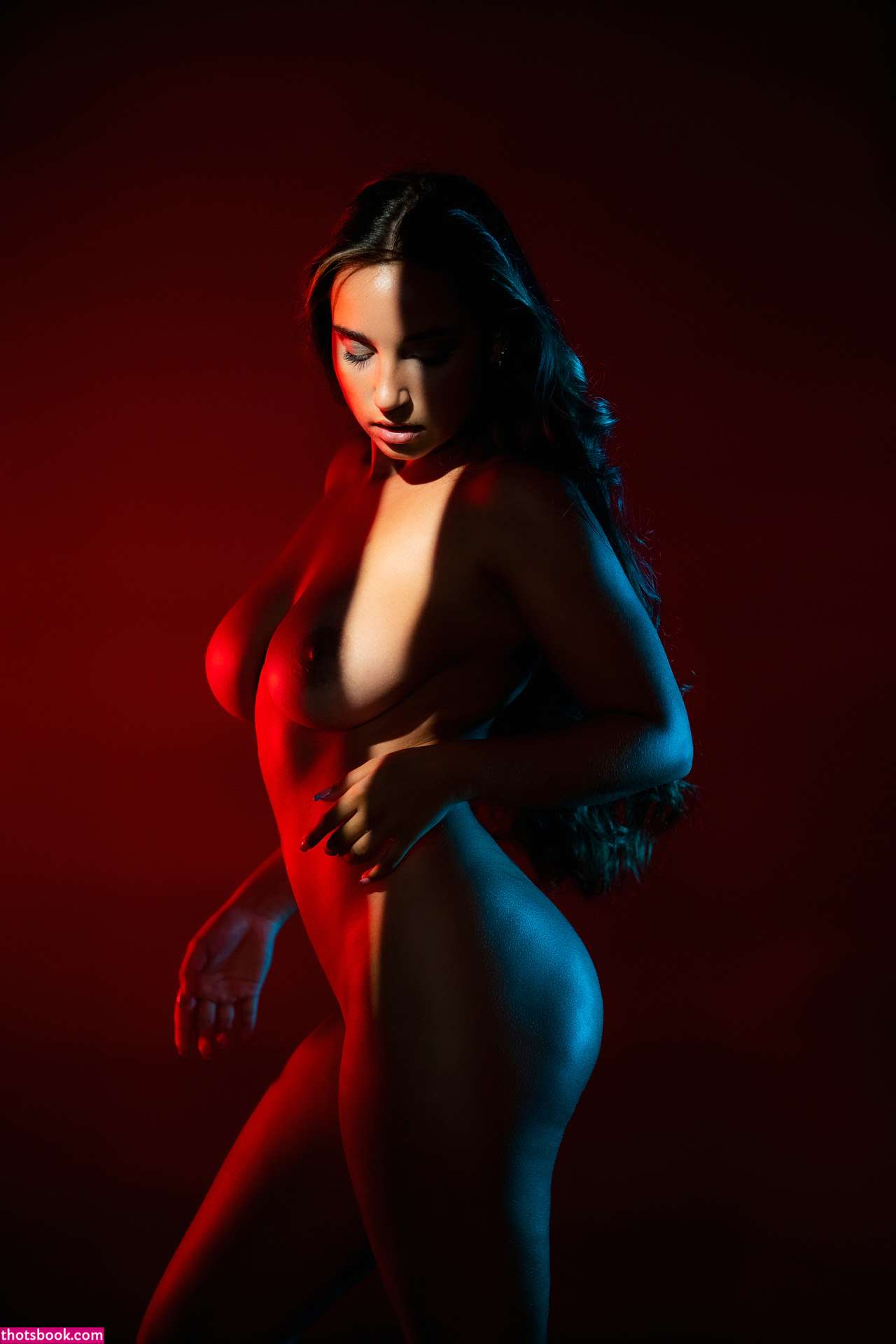 Celine Fairon Photo #9