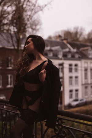 Celine Fairon Photo #86