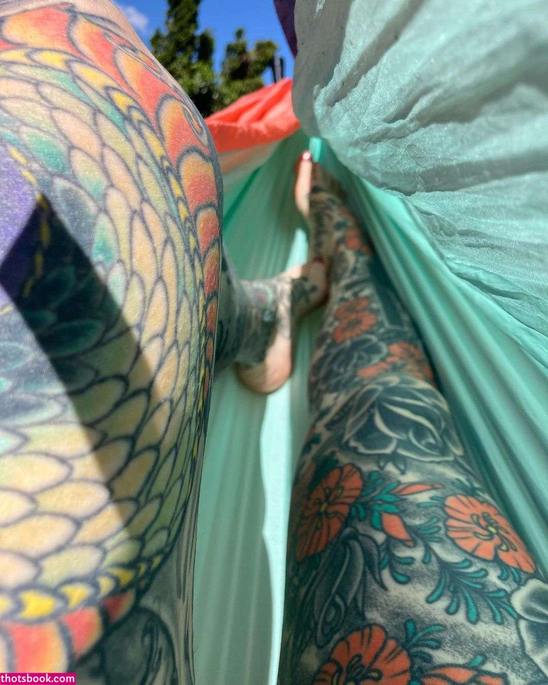 Elle Stranger Photo #9