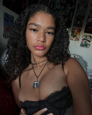 juliaalovesyou Photo #20