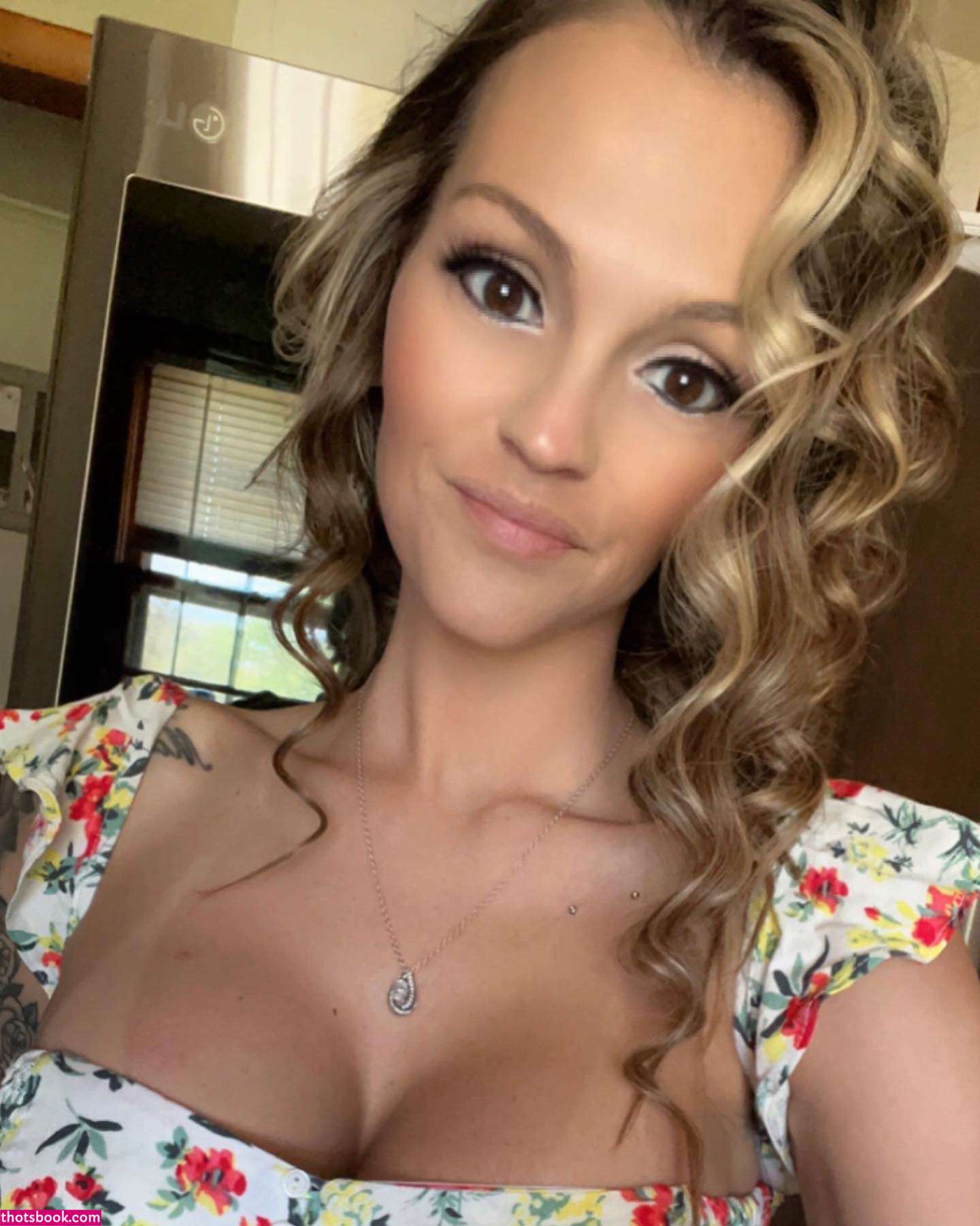 Nikkirae91 Photo #15