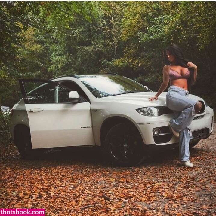 Siobhan Ward Photo #3