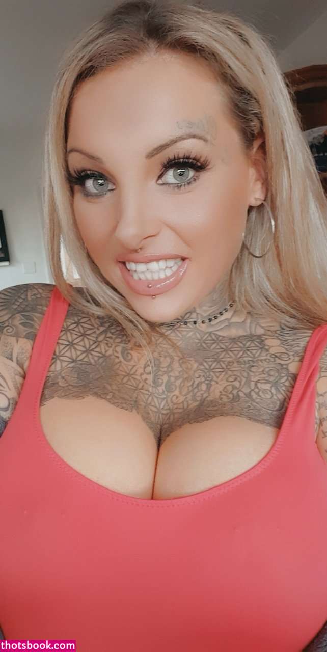 Nevaeheaven Photo #31