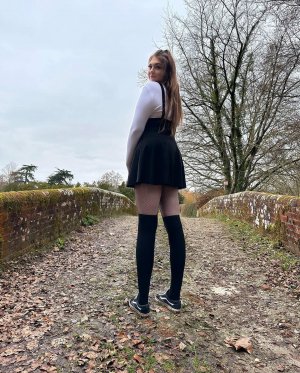 Tallbunnyy Photo #15