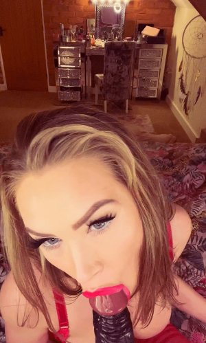 Faye Delphine Photo #15