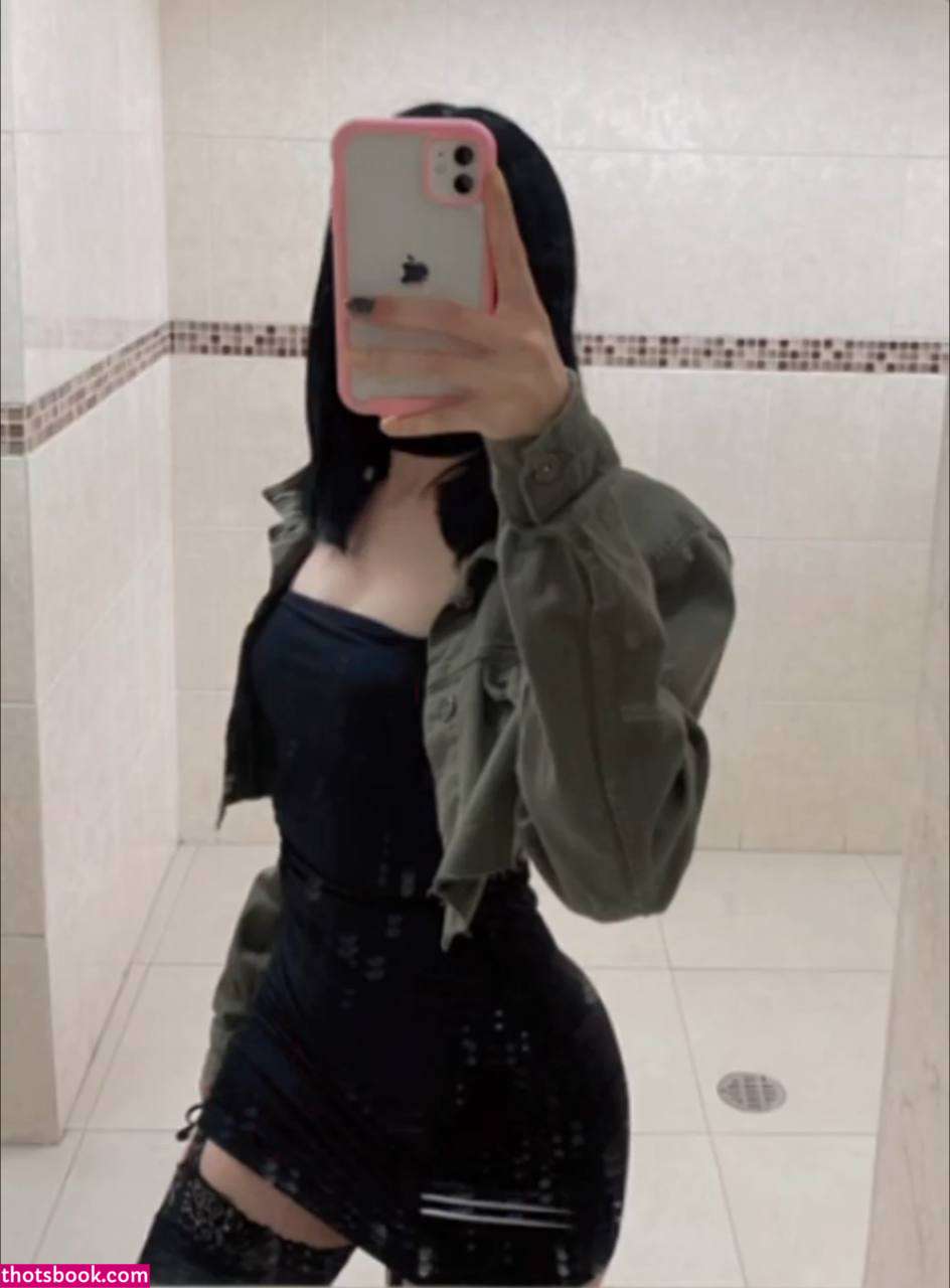 Mariana Grimaldi Photo #9