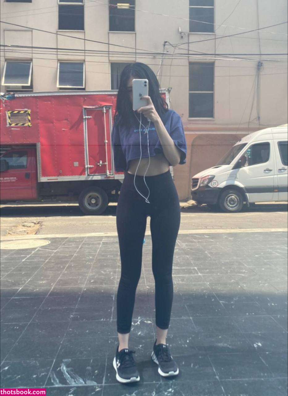 Mariana Grimaldi Photo #10