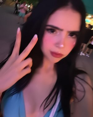 Mariana Grimaldi Photo #17