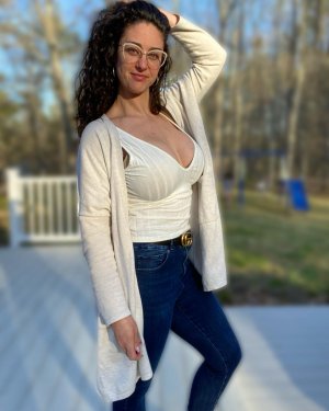 Renee Leigh Photo #32