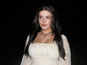 Sugarsweetnite Photo #6