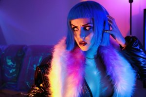 Ezy Summers Photo #188