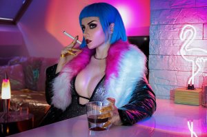 Ezy Summers Photo #190