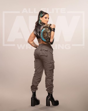 Kris Statlander Photo #37