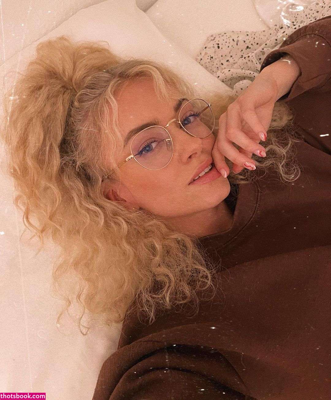 Mimichaela Lintrup Photo #2