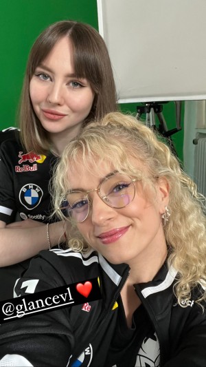 Mimichaela Lintrup Photo #76