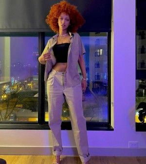 Solaya Ismail Photo #8