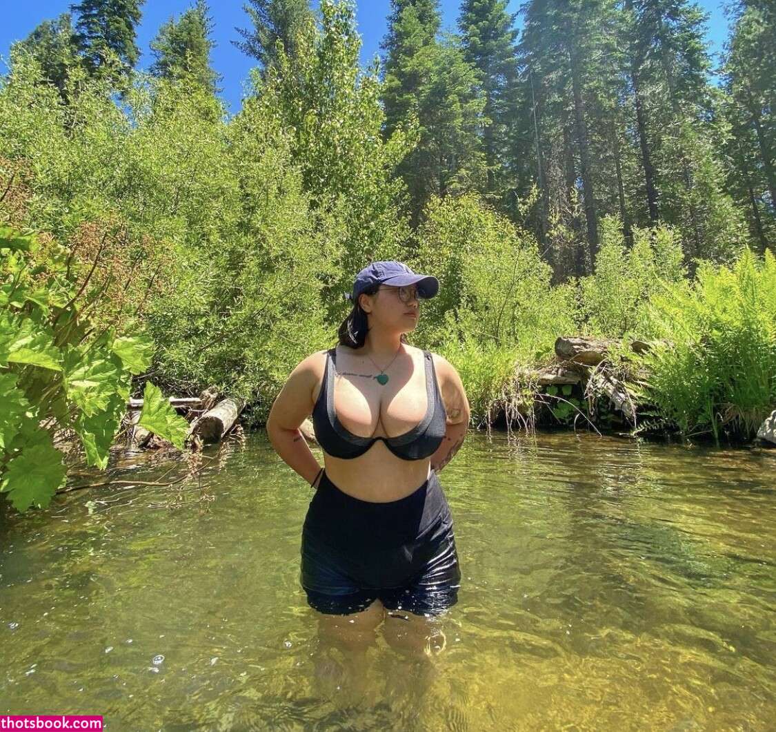 Valentine Thao Photo #17