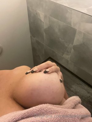 Phoebewillow Photo #36