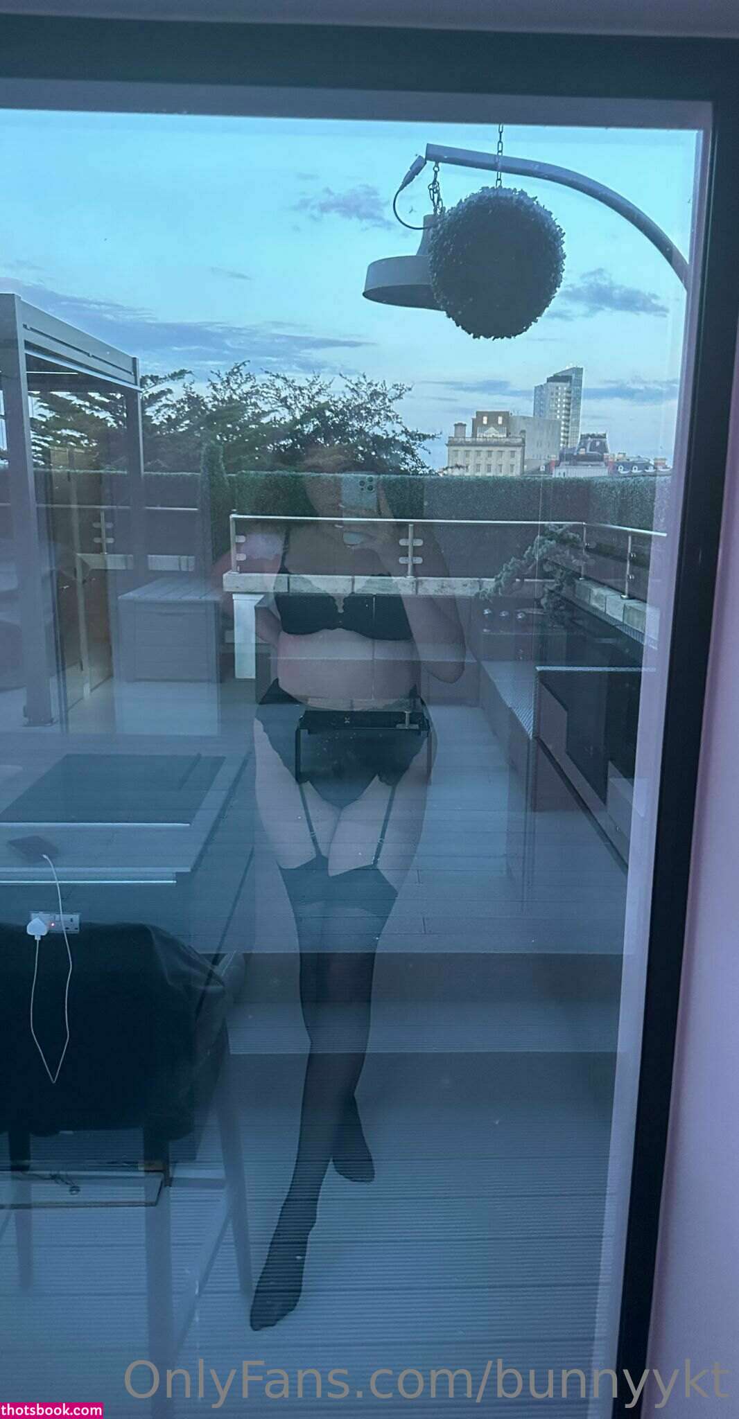 Tallbunnyy Photo #96