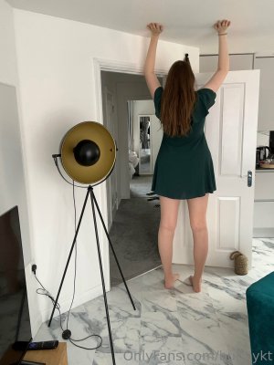 Tallbunnyy Photo #98