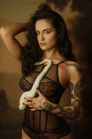 Ayaksnedevv Aisatsana Photo #7