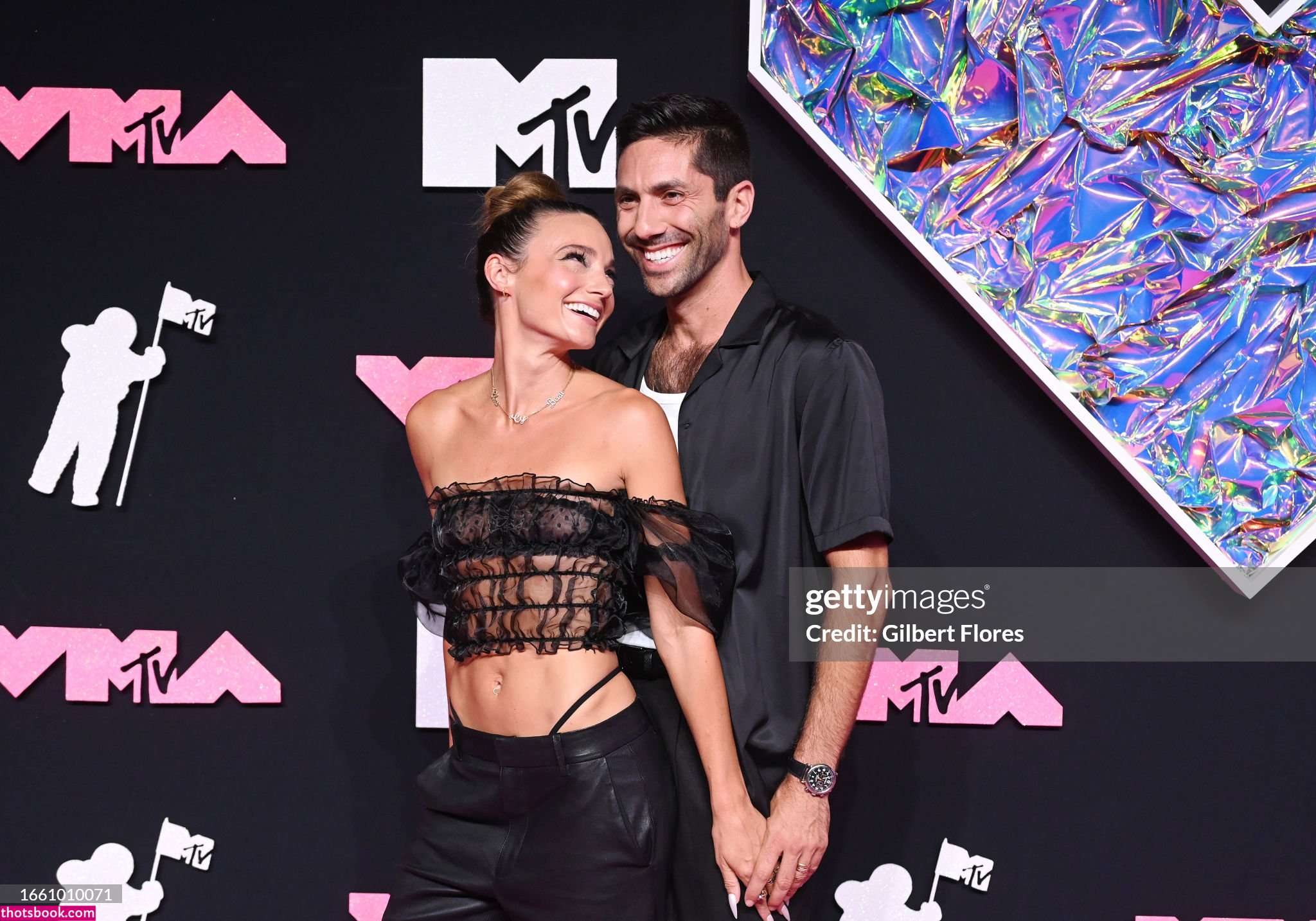 Laura Perlongo Photo #32