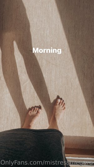 Mistressmegara Photo #9