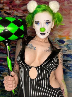 Sage Griffin Photo #5