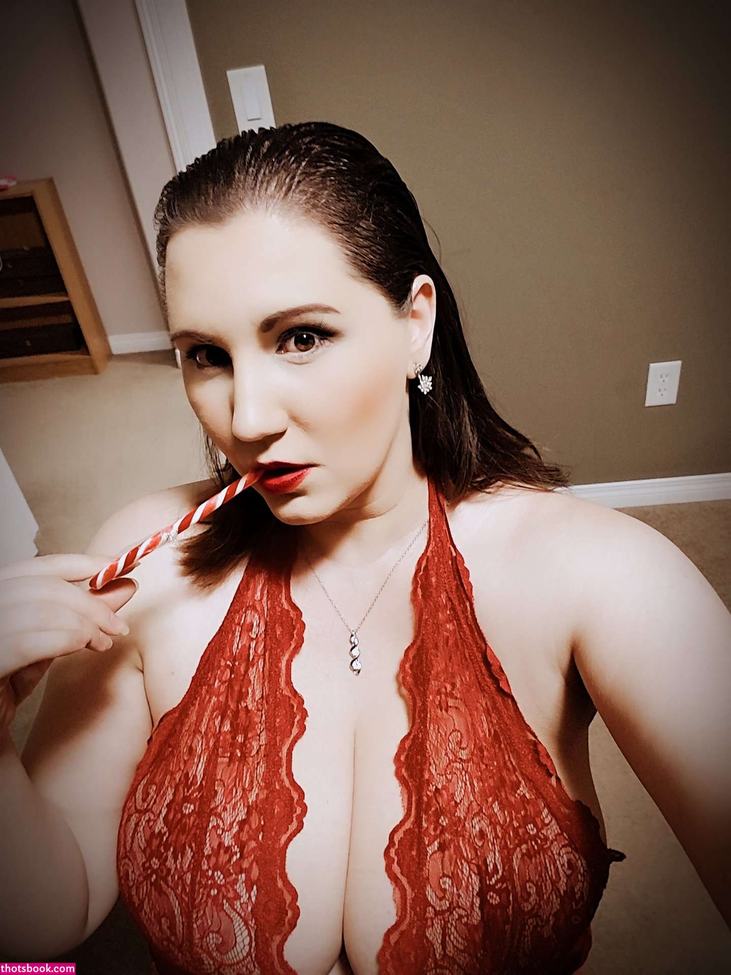 vexoriathesuneater Photo #2