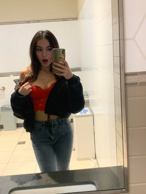 Avahillxox Photo #44