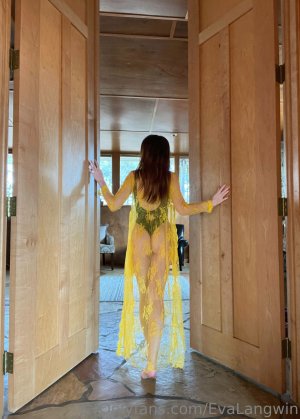 Eva Langwin Photo #173