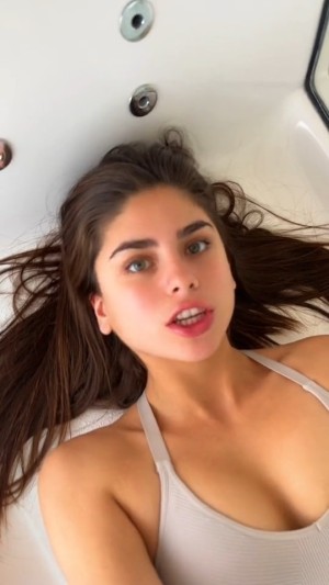 Melissa Leal Post #7