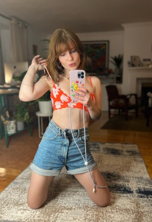 Ernesta Guevara Photo #69