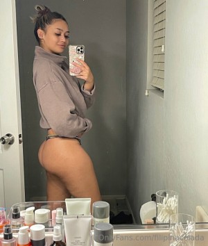 Cherrybulletxo Photo #19