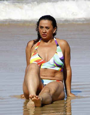 Mishel Karen Photo #17