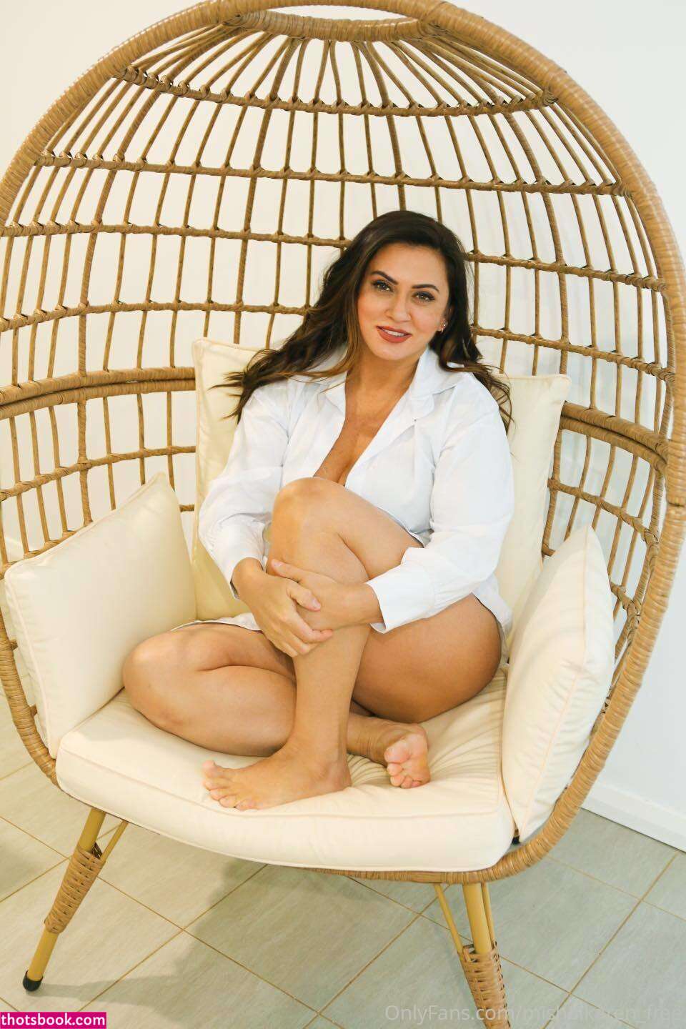 Mishel Karen Photo #37