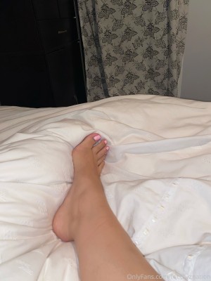 Queenzsfeet Photo #9