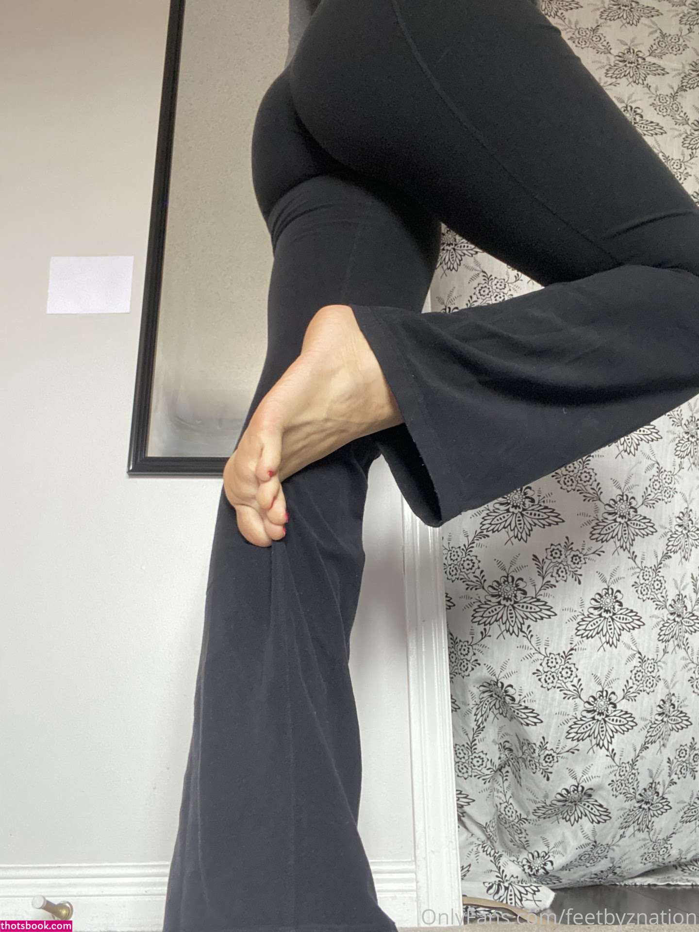 Queenzsfeet Photo #91