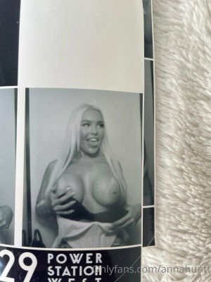 Anna Huntt Photo #147