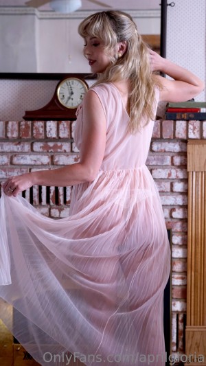 April Gloria Photo #44