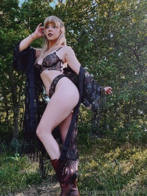 April Gloria Photo #297