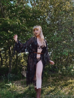 April Gloria Photo #303