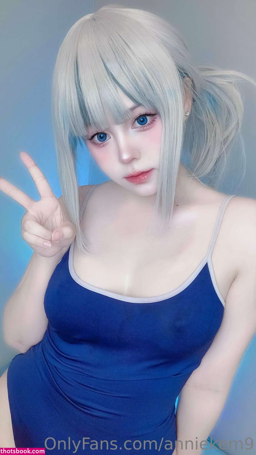 Annie Leonhardt Photo #53