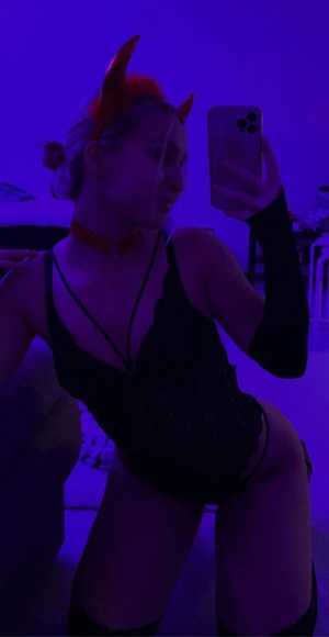 Emmi Lampinen Photo #13